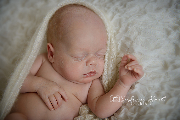 Neugeborenenfotografin Esslingen , www.babyfotografin-stuttgart.de