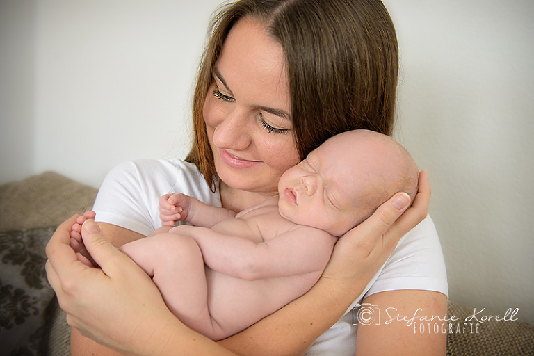 Neugeborenenfotografin Esslingen , www.babyfotografin-stuttgart.de