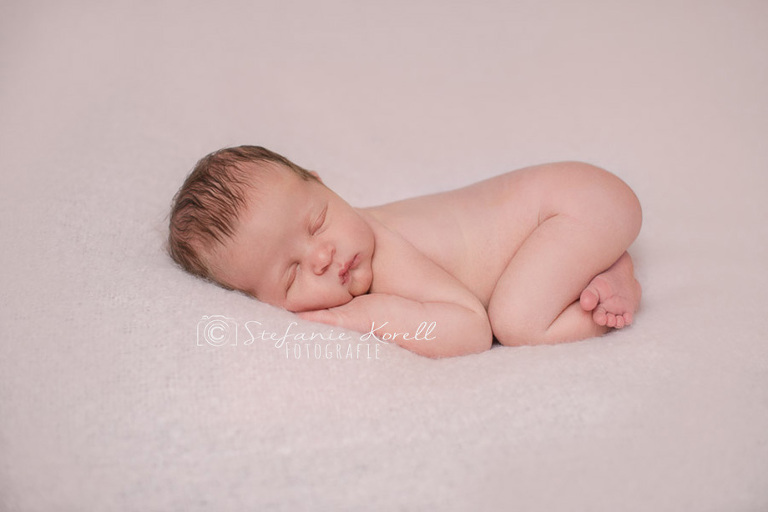 Neugeborenenfotografie Stuttgart, www.babyfotografie-stuttgart.de