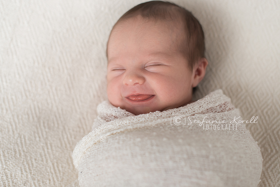 Neugeborenenfotografie Eberdingen, www.babyfotografie-stuttgart.de