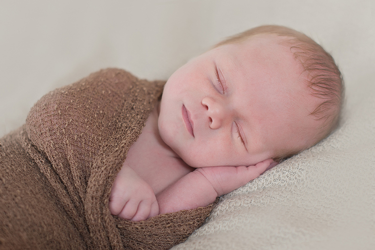 Neugeborenenfotos Leonberg www.babyfotografin-stuttgart.de