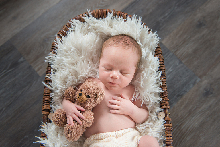 Neugeborenenfotos Leonberg www.babyfotografin-stuttgart.de