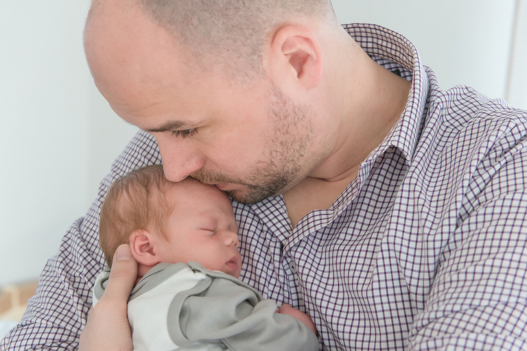 Neugeborenenfotos Leonberg www.babyfotografin-stuttgart.de